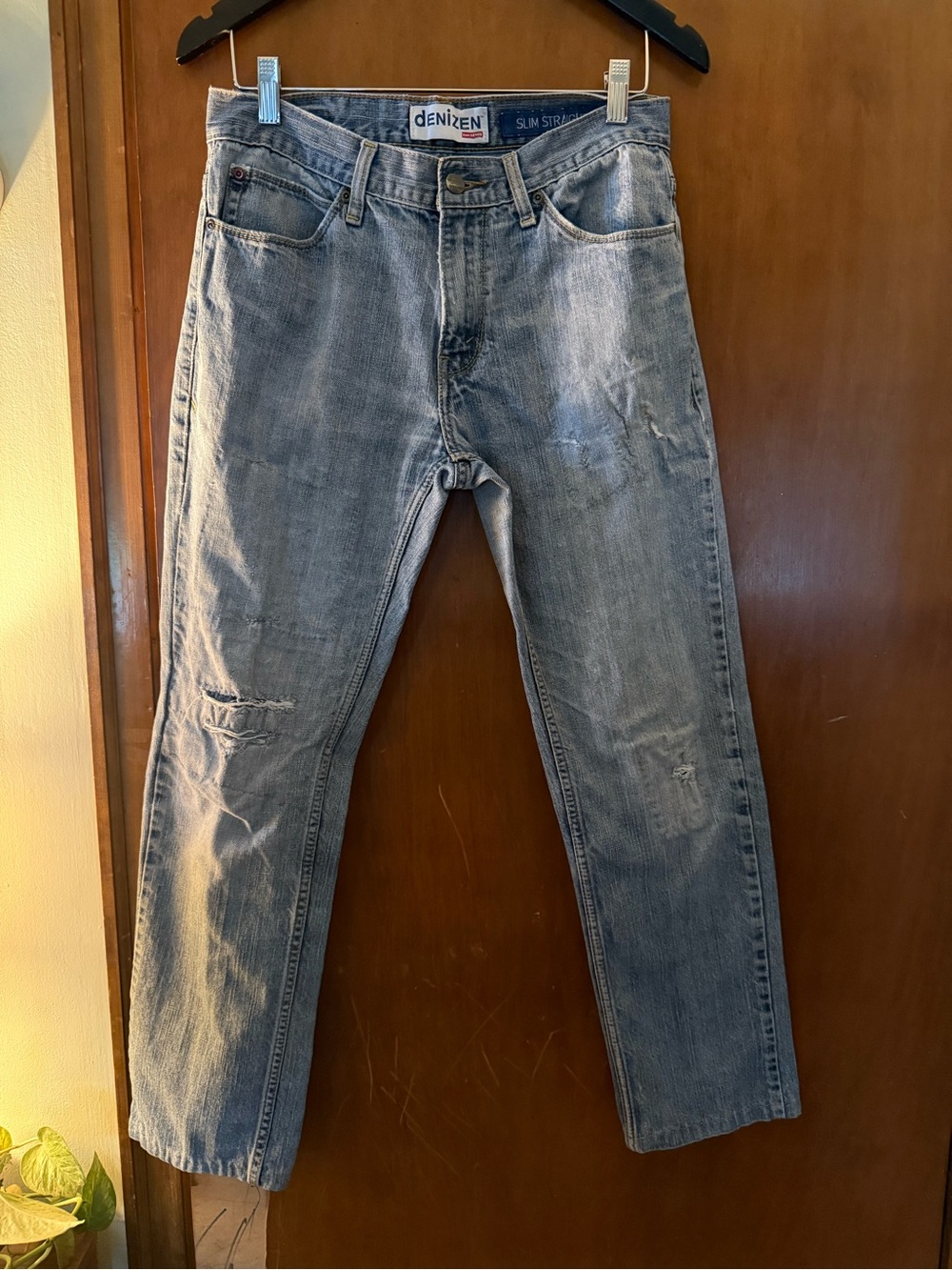 Levi's Slim Straight Jeans - Light Wash Blue